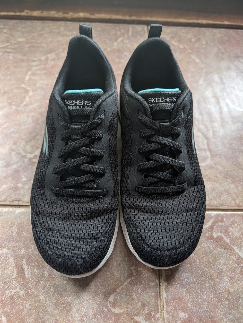 Skechers Gowalk Sneakers Women's Size 7 Good Condition